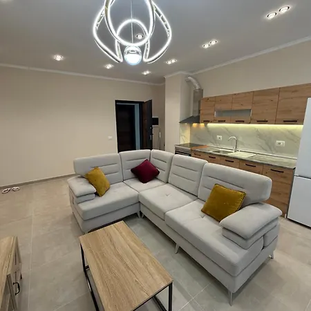 Urban Nest Apartman *